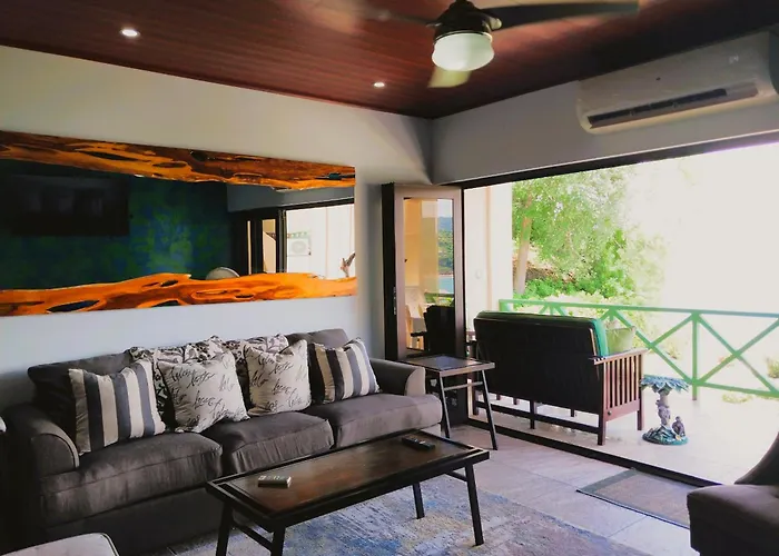 Punta Plata 521 - Flamingo Center, 2 Bedroom With Beautiful Bay Views