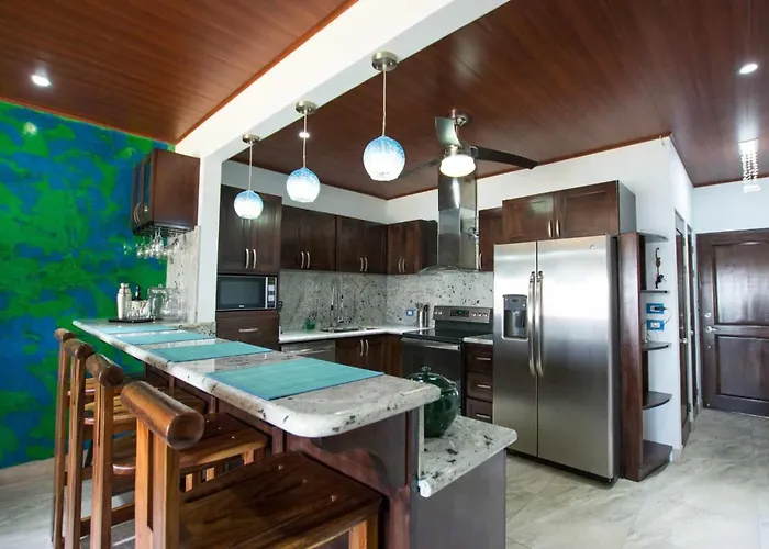 Punta Plata 521 - Flamingo Center, 2 Bedroom With Beautiful Bay Views Ferienhaus