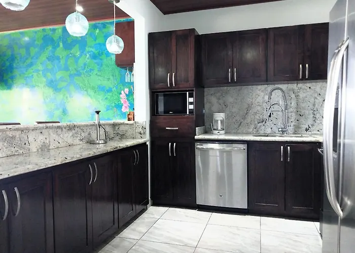 Punta Plata 521 - Flamingo Center, 2 Bedroom With Beautiful Bay Views Playa Flamingo