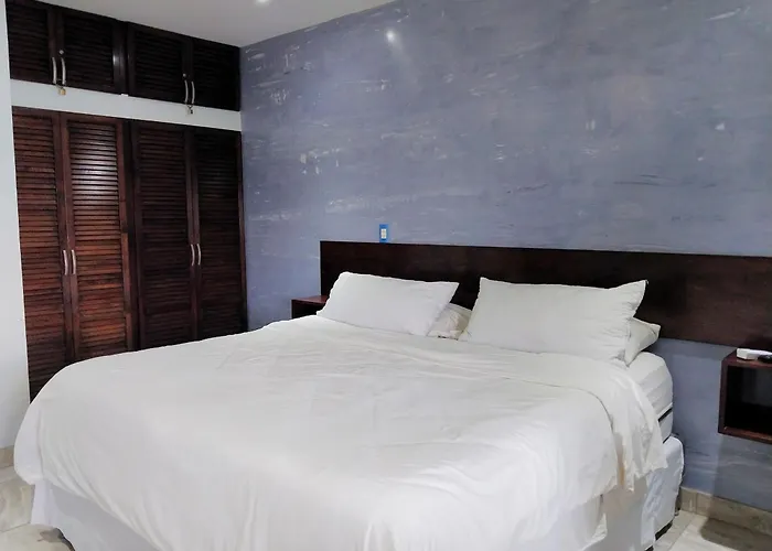 Punta Plata 521 - Flamingo Center, 2 Bedroom With Beautiful Bay Views Ferienhaus *