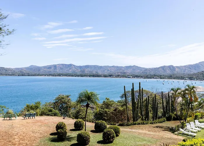 Punta Plata 521 - Flamingo Center, 2 Bedroom With Beautiful Bay Views