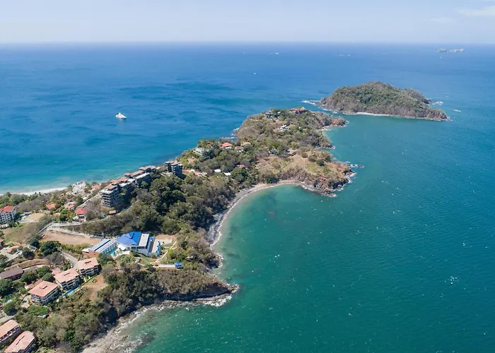 Punta Plata 521 - Flamingo Center, 2 Bedroom With Beautiful Bay Views *